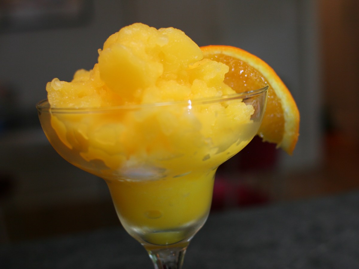 Hot Summer. Dry Ice. (Making the Perfect Slushy with Your At-Home Dry Ice&nbsp;Maker)